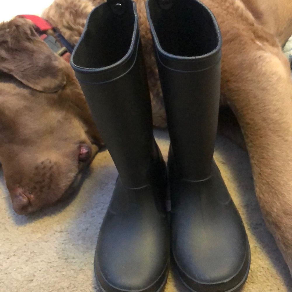 Rain boots